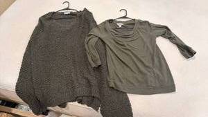 lot 1461 image: Market Spruce and other ladies tops