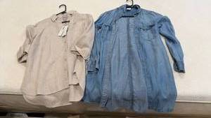 lot 1464 image: Chicos and other ladies tops