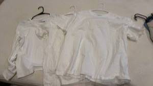 lot 1465 image: Womens t shirts