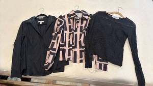 lot 1480 image: Carlisle and other ladies tops