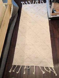 lot 1542 image: Moroccan Style Ivory Wool Runner Rug with Tassels