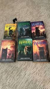 lot 1613 image: Warriors A Starless Clan Series Complete Set by Erin Hunter (6 Books)