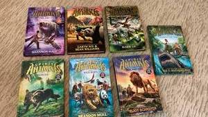 lot 1638 image: Spirit Animals Book Series Collection (7 Books)