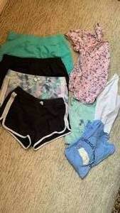 lot 1648 image: Girls clothes 1416 XL