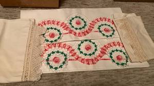 lot 1681 image: Embroidered pillowcases with Crochet Lace Trim Set