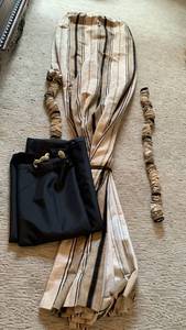 lot 1690 image: Shower curtain and liner