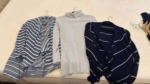 lot 1807 image: Chicos and other womens tops