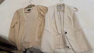 lot 1814 image: Anne Klein and other womens tops