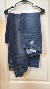 lot 1881 image: Ladies pants