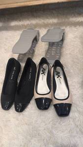 lot 1901 image: Womens shoes size 8-8.5 with organizers