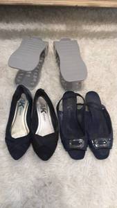 lot 1910 image: Womens shoes size 8-8.5 with organizers