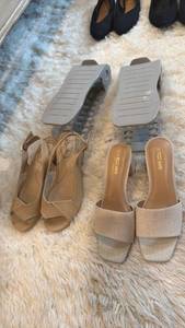 lot 1917 image: Womens shoes size 8-8.5 with organizers