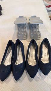 lot 1923 image: Womens shoes size 8-8.5 with organizers
