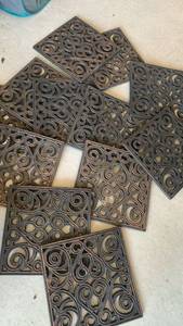lot 3014 image: Rubber stepping tiles 11X11