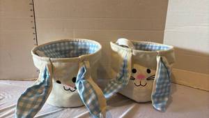 lot 3101 image: Easter Bunny Basket Set with Eggs