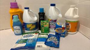 lot 3210 image: Laundry & Household Cleaning Supplies