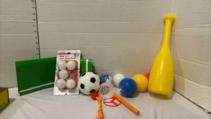 lot 3214 image: Kids Outdoor Sports Toy Bundle with Balls and bat and more