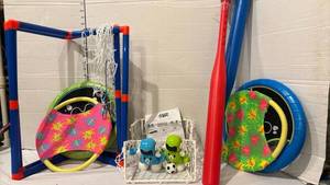lot 3238 image: Kids Sports Toys