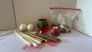 lot 3314 image: Christmas Candle and Decoration Assortment