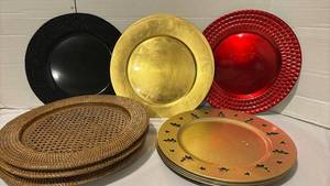 lot 3333 image: Variety of Charger Plates