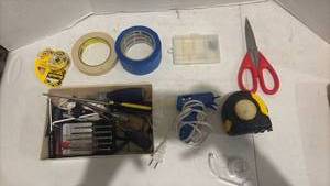 lot 3405 image: Mixed Hand Tools and Supplies Lot