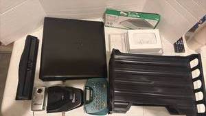 lot 3415 image: Office Supply and Electronics Lot