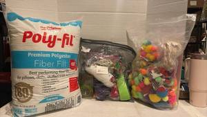 lot 3430 image: Fairfield Poly-fil Premium Polyester Fiber Fill 1 lb and Craft Supplies