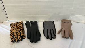 lot 3467 image: Set of 4 Womens Fashion Gloves Assorted Styles