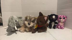 lot 3546 image: Lot of 5 Assorted Animal Stuffed Plush Toys