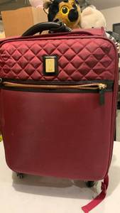 lot 3614 image: E Soft sided 360 rolling luggage 21X14