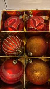 lot 3704 image: Red and Gold Christmas Ornament Set of 9