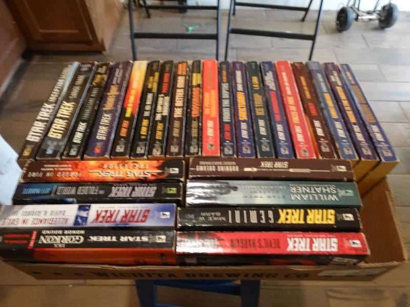 lot 6752 image: Lot of star trek books.