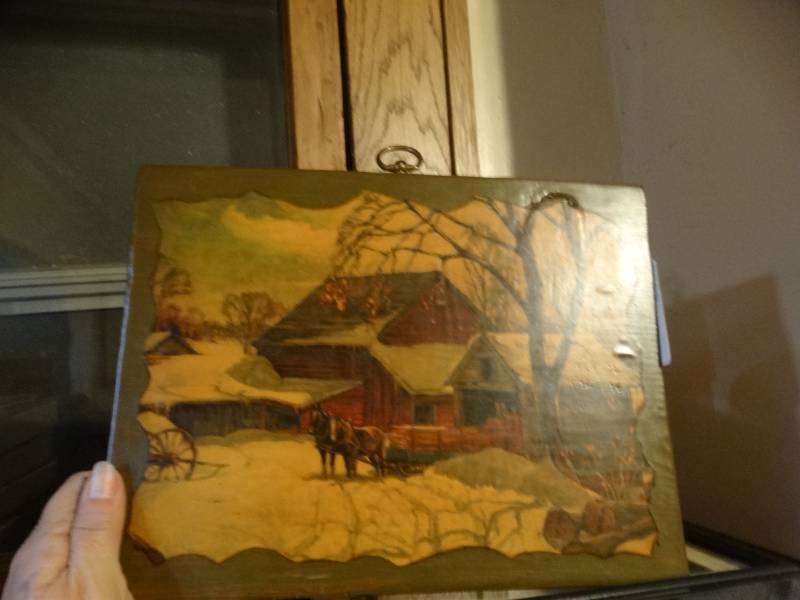 lot 6823 image: Wall art.