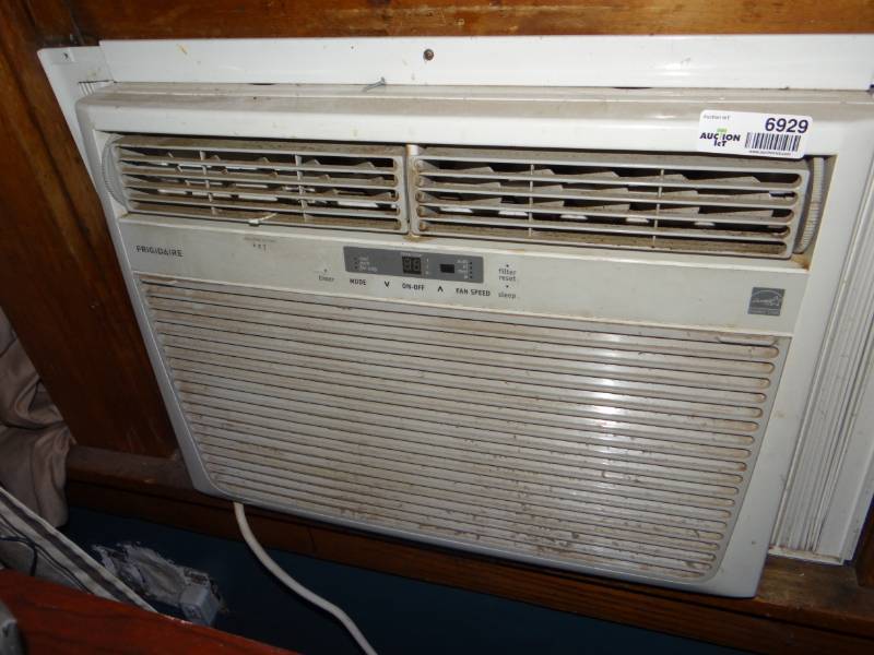 lot 6929 image: Frigidaire air conditioner.