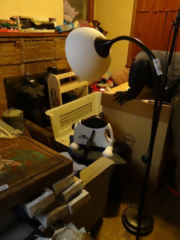 lot 6935 image: Floor lamp.