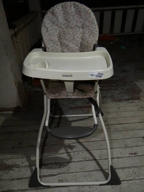 lot 6948 image: Cosco high chair.