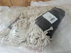 lot 2021 image: Tie Free Disposable Cotton Mop Head 24oz