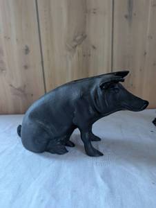 lot 3005 image: Cast Iron Pig Figurine Bank