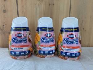 lot 3506 image: Clorox Fraganzia Island Escape Gel Air Freshener - 3 ct