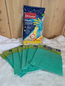 lot 3519 image: O-Cedar Playtex Handsaver Gloves 2-Pack Medium & Evo-Cloth Mini Cleaning Cloths Bundle