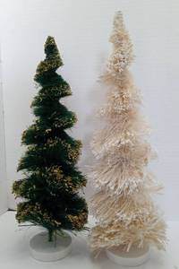 lot 5387 image: Decorative Tabletop Tree Pair Green and Cream 2-Pack