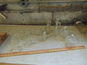 lot 4065 image: Selection of Clear Pressed Glass