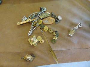 lot 4118 image: Tie Tacks - Pins - maybe a watch movement 