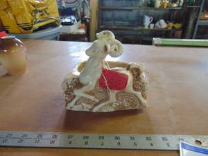 lot 4169 image: Shawnee Ram Planter