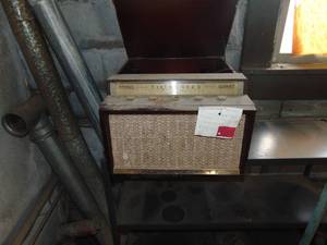 lot 4193 image: Vintage Radio - Record Player