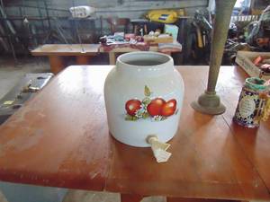 lot 4194 image: 2 Gallon Drink Dispenser - - Clear Glass Tumblers inside