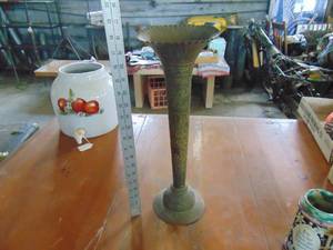lot 4195 image: Large Brass Vase - - -