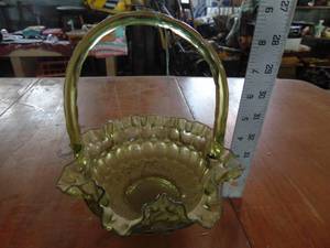 lot 4205 image: Green Glass Basket
