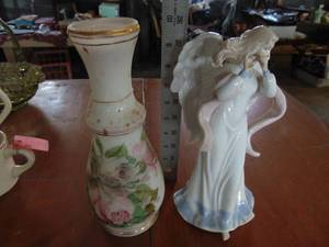 lot 4208 image: Vase and Figurine - unmarked