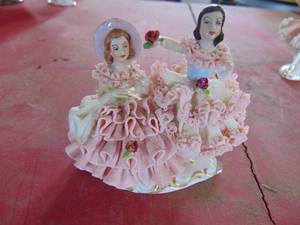 lot 4228 image: Dresden Figurine